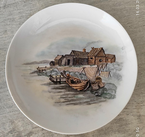 Porcelain plates (1 foto / 4)