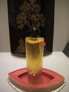 Продам духи (2 фото из 3)