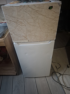 Холодильники (4 фото из 4)