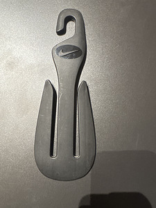 Nike riidepuu (1 foto / 1)