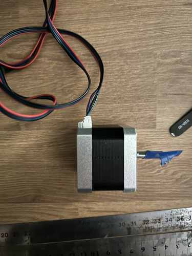 Stepping motor NEMA17