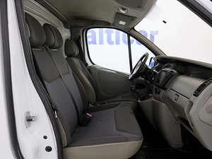 Opel Vivaro Facelift 2.0 CDTi 66kW (6 фото из 9)