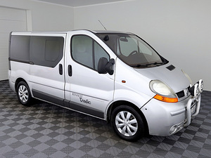 Renault Trafic Passenger 2.5 dCi 99kW (1 foto / 8)