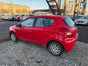 Hyundai i20 Elegance 1.4 74kW (4 foto / 7)