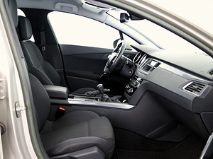 Peugeot 508 Elegance 1.6 115kW (6 foto / 7)