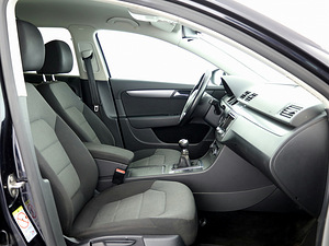 Volkswagen Passat Comfortline 2.0 TDI 103kW (6 foto / 7)