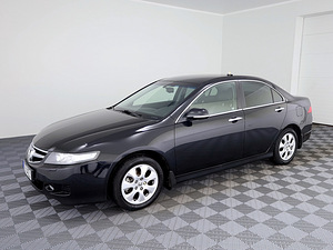 Honda Accord Luxury Facelift ATM 2.0 114kW (2 foto / 8)
