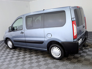 Peugeot Expert Passenger 2.0 HDi 88kW (4 foto / 8)