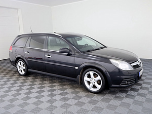 Opel Vectra Luxury Facelift 2.2 114kW (1 foto / 7)