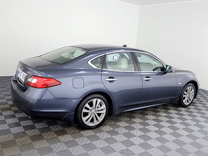 Infiniti M35 Luxury ATM 3.0 D 175kW (3 foto / 9)