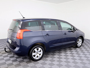 Peugeot 5008 Elegance 1.6 HDi 80kW (3 foto / 7)