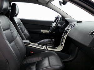Volvo C30 Summum 1.6 D4 80kW (6 foto / 7)