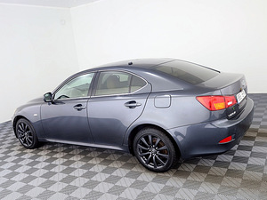 Lexus IS 220 Luxury 2.2 D-4D 130kW (4 foto / 7)