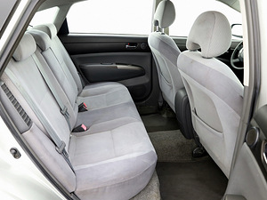 Toyota Prius Hybrid 1.5 57kW (7 foto / 8)