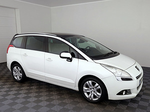 Peugeot 5008 Elegance ATM 1.6 HDi 80kW (1 foto / 9)