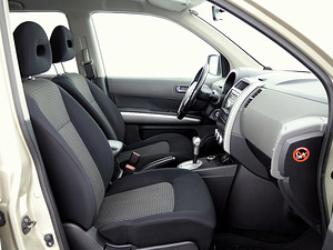 Nissan X-Trail Comfort 4x4 ATM 2.0 104kW (6 foto / 7)