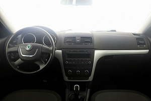 Skoda Yeti Comfortline 1.2 77kW (5 foto / 8)