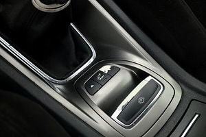 Citroen C5 Comfort 2.0 HDi 100kW (8 foto / 8)