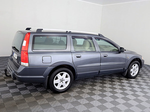 Volvo XC70 Summum Facelift ATM 2.4 D5 136kW (3 foto / 7)