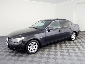 BMW 530 Executive ATM 3.0 D 160kW (2 foto / 7)
