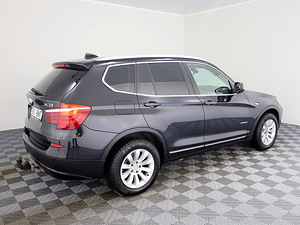 BMW X3 Business ATM 2.0 D 135kW (3 foto / 9)