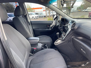Kia Carens Comfort ATM 2.0 CRD 103kW (6 foto / 8)