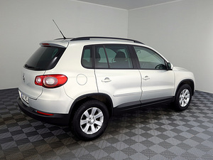Volkswagen Tiguan Highline 4x4 ATM 2.0 125kW (3 foto / 7)