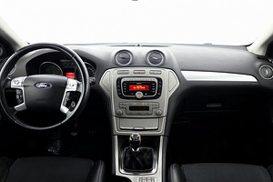 Ford Mondeo Titanium X 2.0 TDCi 85kW (5 foto / 8)