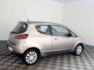 Mitsubishi Colt Facelift 1.3 70kW (3 foto / 7)