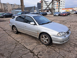 Toyota Avensis Facelift 1.8 95kW (1 foto / 7)