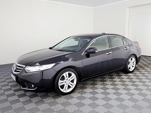 Honda Accord Facelift 2.0 115kW (2 foto / 8)