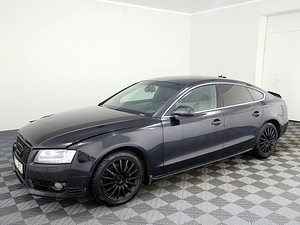 Audi A5 Sportback Quattro ATM 3.0 TDI 176kW (2 foto / 8)