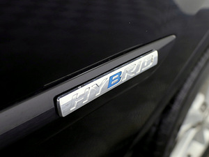 Lexus RX 400h Luxury Hybrid LPG ATM 3.2 155kW (8 foto / 9)