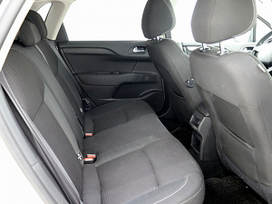 Citroen C4 Elegance Facelift 1.2 81kW (7 foto / 7)