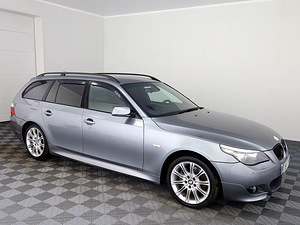 BMW 530 xDrive M-Pakett Facelift ATM 3.0 XD 173kW (1 foto / 9)