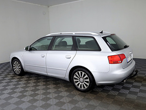 Audi A4 Sportline ATM 2.0 TDI 103kW (4 foto / 7)
