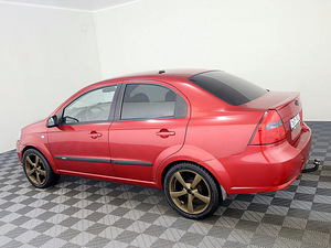 Chevrolet Aveo Comfort 1.4 69kW (4 foto / 8)