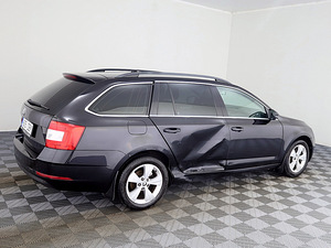 Skoda Octavia Highline ATM 1.5 96kW (3 foto / 7)