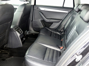 Skoda Octavia Highline ATM 1.5 96kW (7 foto / 7)
