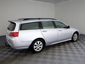 Honda Accord Luxury ATM 2.0 114kW (3 foto / 7)