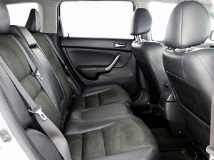 Honda Accord Luxury ATM 2.0 114kW (7 foto / 7)