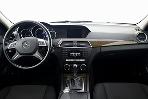 Mercedes-Benz C 250 4Matic Facelift ATM 2.1 CDI 150kW (5 foto / 7)
