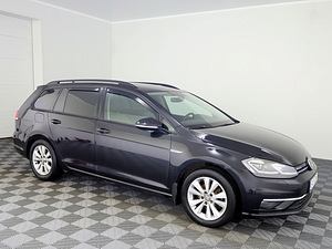 Volkswagen Golf Highline Facelift ATM 1.4 81kW (1 foto / 9)