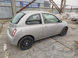 Nissan Micra Comfort 1.2 59kW (3 foto / 7)