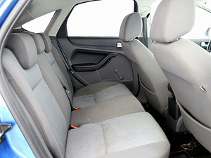Ford Focus Trend 1.6 74kW (7 foto / 7)