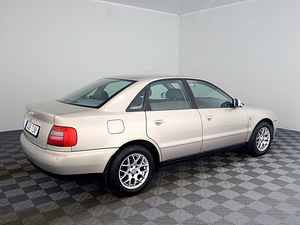 Audi A4 Sportline ATM 1.8 92kW (3 foto / 7)