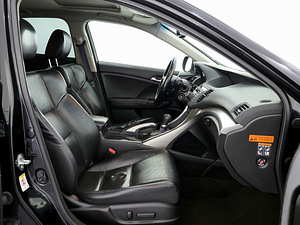 Honda Accord Luxury ATM 2.4 148kW (6 foto / 8)