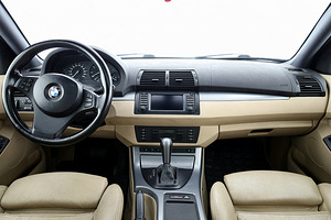BMW X5 Sportpakett Facelift ATM 3.0 D 160kW (5 foto / 8)