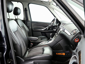 Ford Galaxy Ghia ATM 2.0 TDCi 96kW (6 foto / 9)