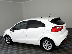Kia Rio Comfort 1.1 CRDi 55kW (4 foto / 7)